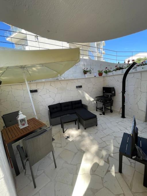 Apartamento Seaesta Holiday- Modern Studio Trogir Exterior foto