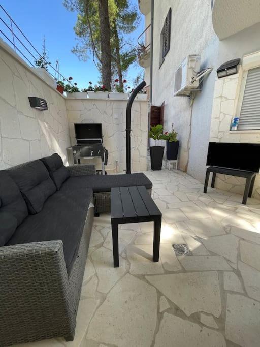 Apartamento Seaesta Holiday- Modern Studio Trogir Exterior foto